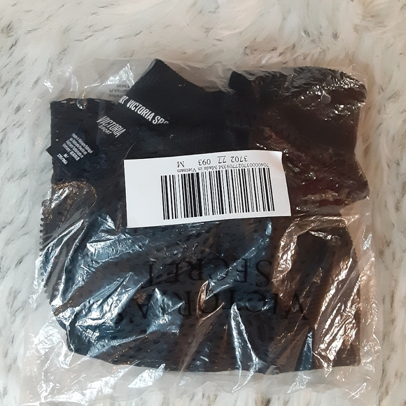 Victoria Sport Mesh Net Sweater - Picture 2 of 3